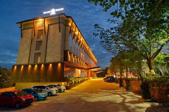 Hotel Grand Tjokro