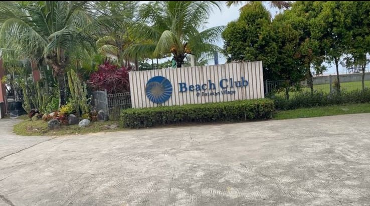 beach club batakan village