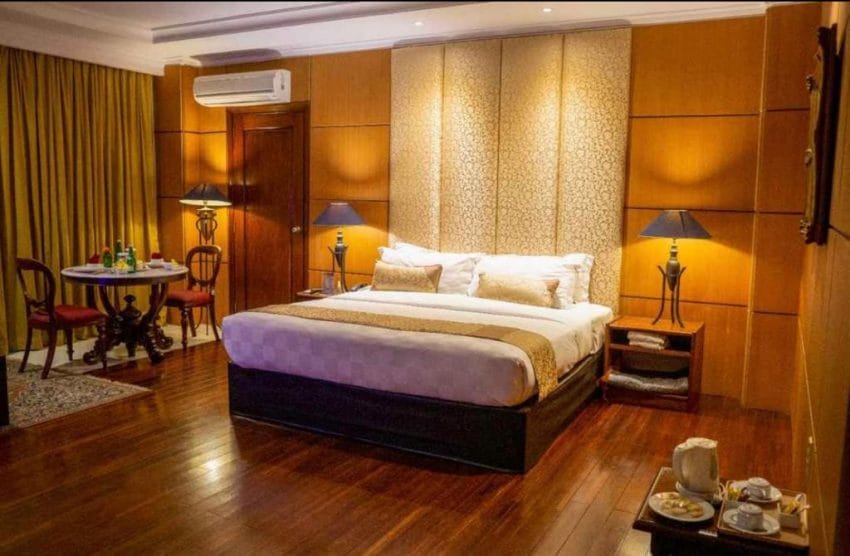 Hotel Senyiur pict by Traveloka.com