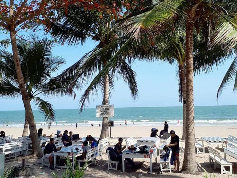 Pantai Kemala Balikpapan