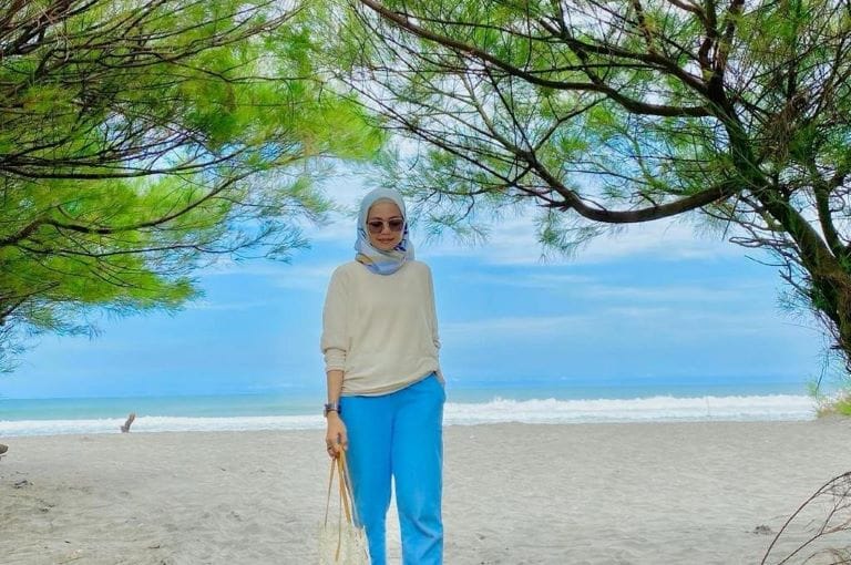 Pantai Tall Wolu Bantula