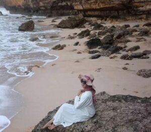 Pantai Karang Payung