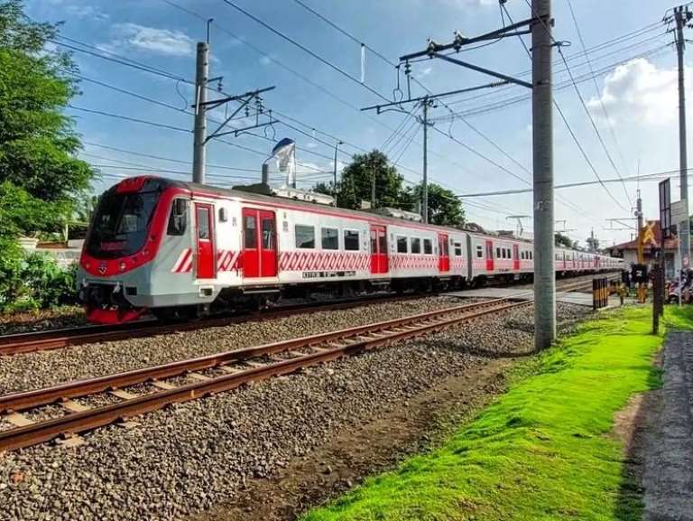 Jadwal KRL Jogja Solo