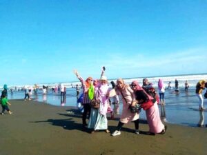 Pantai Logending