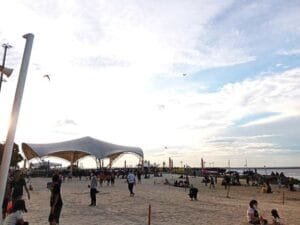 Pantai Ancol naik KRL dari Cikarang (Dok Foto Mochamad Abdul Azis)
