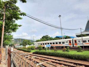 Stasiun Rangkasbitung Jadwal Kereta Api Rangkas Merak