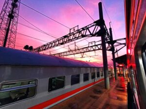 Stasiun Rangkasbitung Jadwal Kereta Api Rangkas Merak