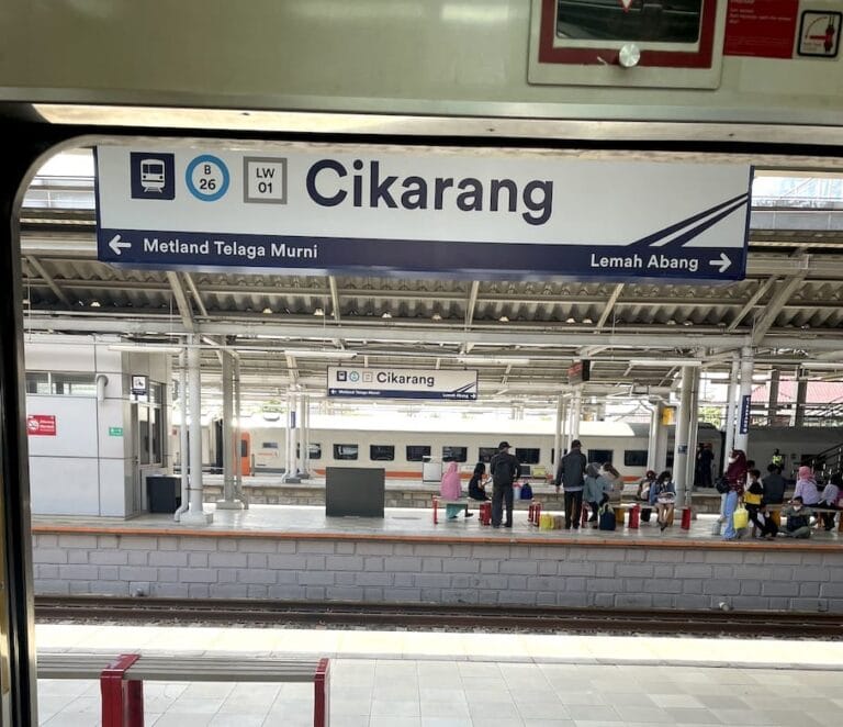 Jadwal KRL Cikarang