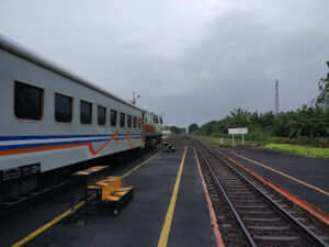 Jadwal Kereta Stasiun Karawang