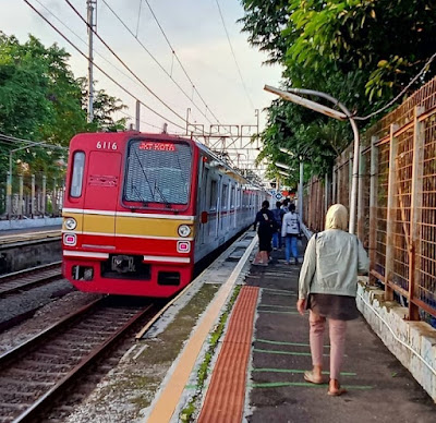 Stasiun Pondok Jati
