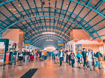 JADWAL KRL DI STASIUN PAL MERAH