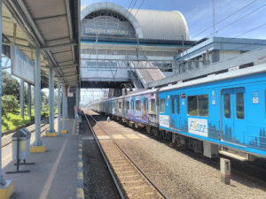 Jadwal KRL Stasiun Serpong