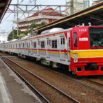 KRL Stasiun Pondok Cina