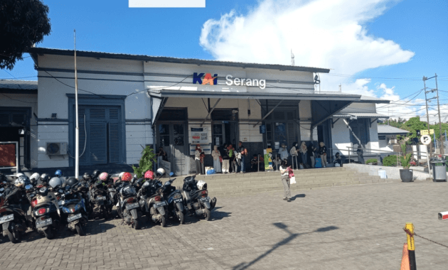 Jadwal Kereta Serang