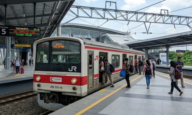 Jadwal KRL Yogyakarta ke Brambanan